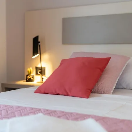 Grota * Πόρετς